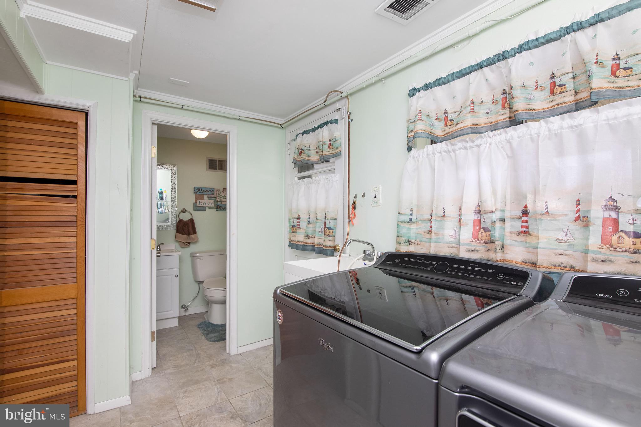 102 Saddle Ridge Road Voorhees, NJ 08043 - Photo 36 of 46 Laundry/Utility Room