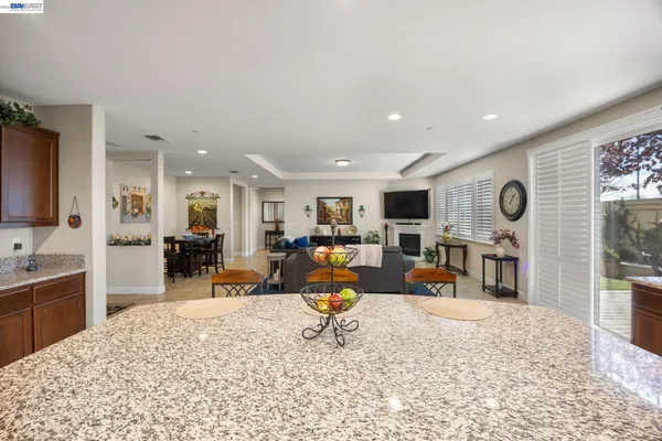 $925,000 | 2233 Demartini Lane, Brentwood, CA 94513