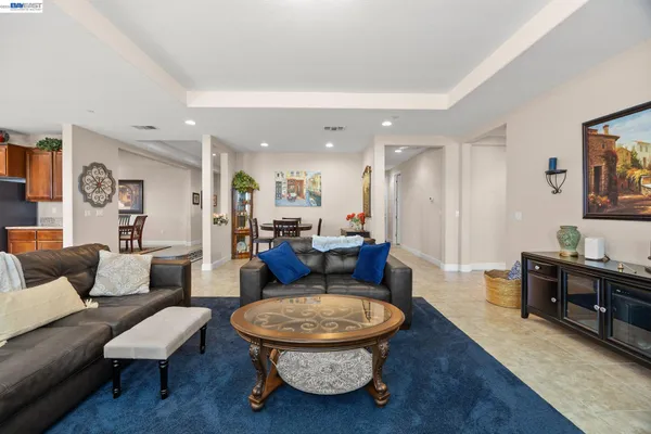 $925,000 | 2233 Demartini Lane, Brentwood, CA 94513