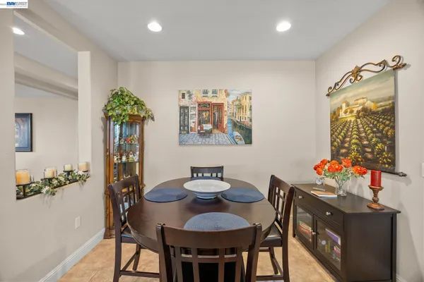 $925,000 | 2233 Demartini Lane, Brentwood, CA 94513