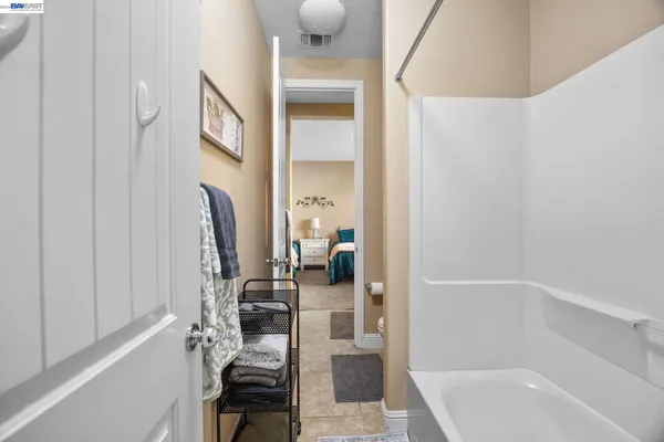 $925,000 | 2233 Demartini Lane, Brentwood, CA 94513