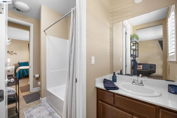 $925,000 | 2233 Demartini Lane, Brentwood, CA 94513