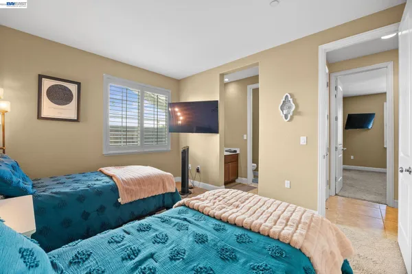 $925,000 | 2233 Demartini Lane, Brentwood, CA 94513