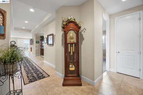 $925,000 | 2233 Demartini Lane, Brentwood, CA 94513