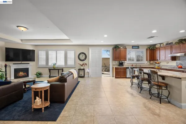$925,000 | 2233 Demartini Lane, Brentwood, CA 94513
