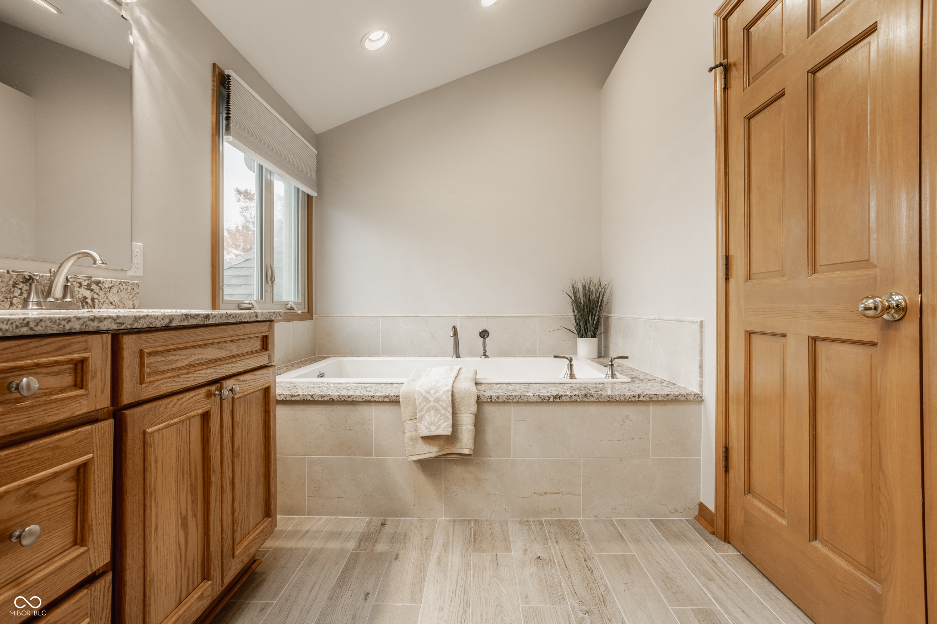 14097 Doubletree Lane Carmel, IN 46032 - Photo 24 of 52