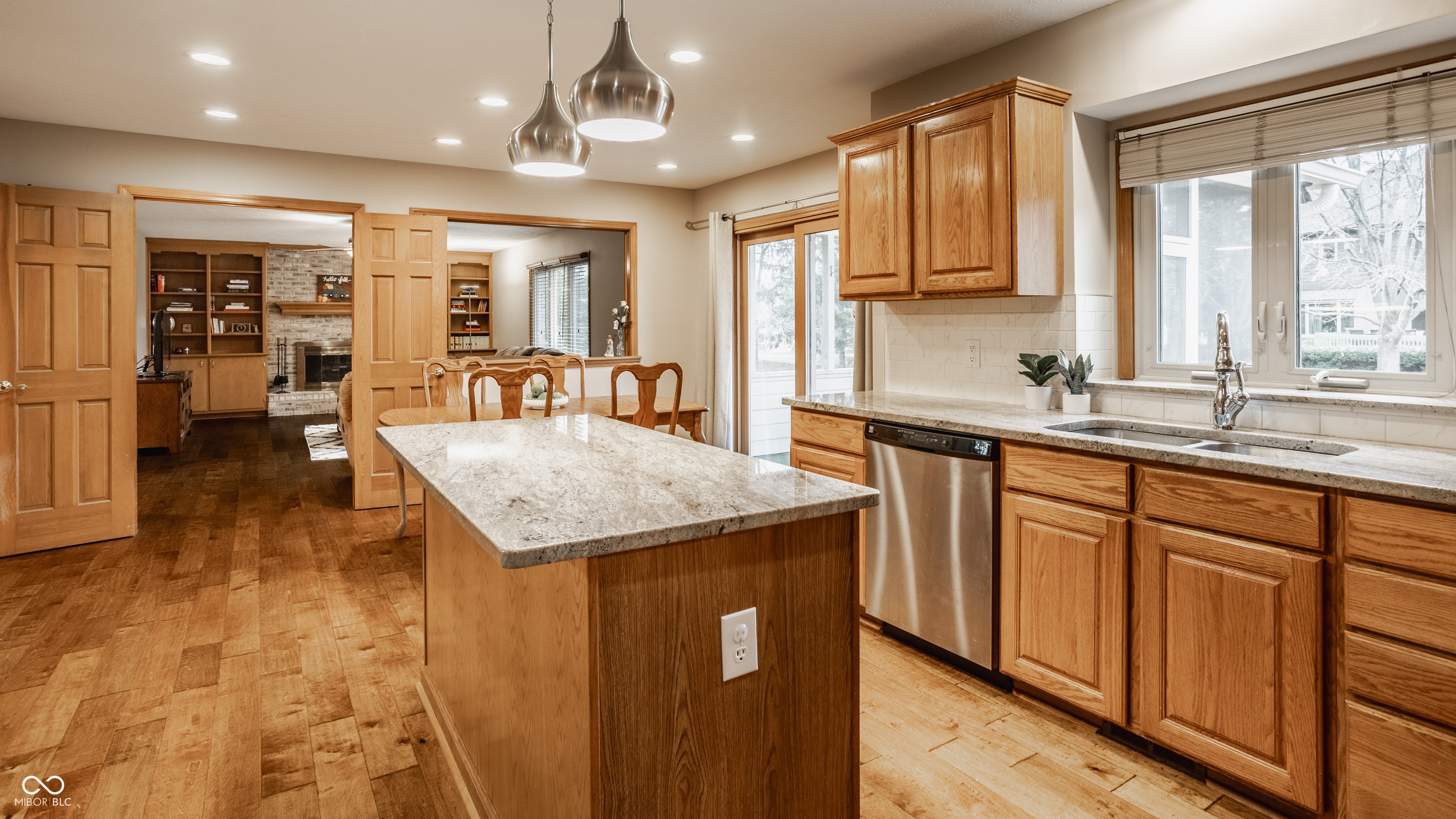 14097 Doubletree Lane Carmel, IN 46032 - Photo 10 of 52