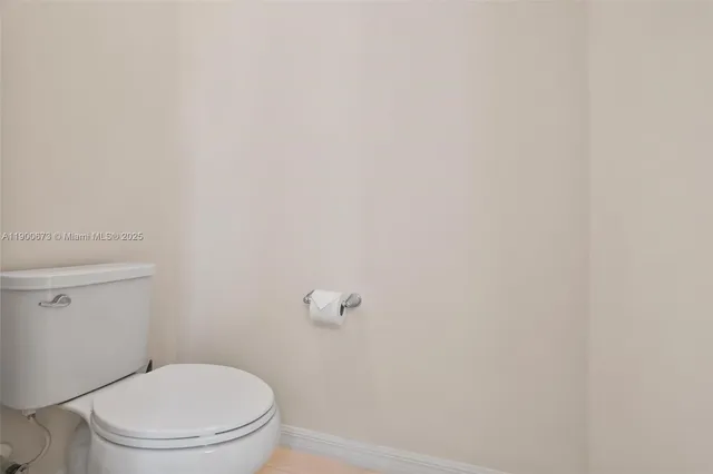 $870,000 | 8036 Northwest 78th Street, Fort Lauderdale, FL 33321