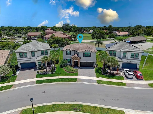 $870,000 | 8036 Northwest 78th Street, Fort Lauderdale, FL 33321