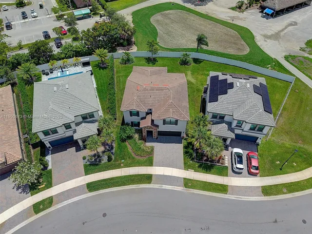 $870,000 | 8036 Northwest 78th Street, Fort Lauderdale, FL 33321