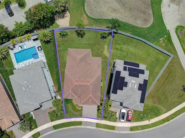 $870,000 | 8036 Northwest 78th Street, Fort Lauderdale, FL 33321