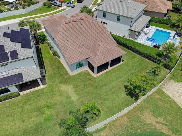 $870,000 | 8036 Northwest 78th Street, Fort Lauderdale, FL 33321