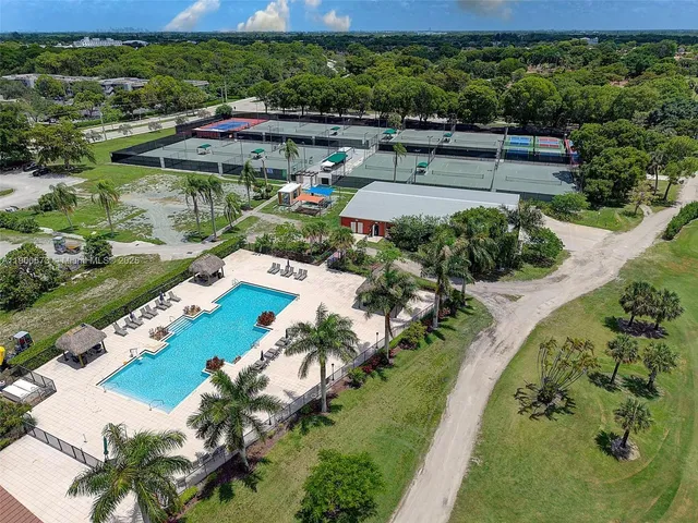 $870,000 | 8036 Northwest 78th Street, Fort Lauderdale, FL 33321