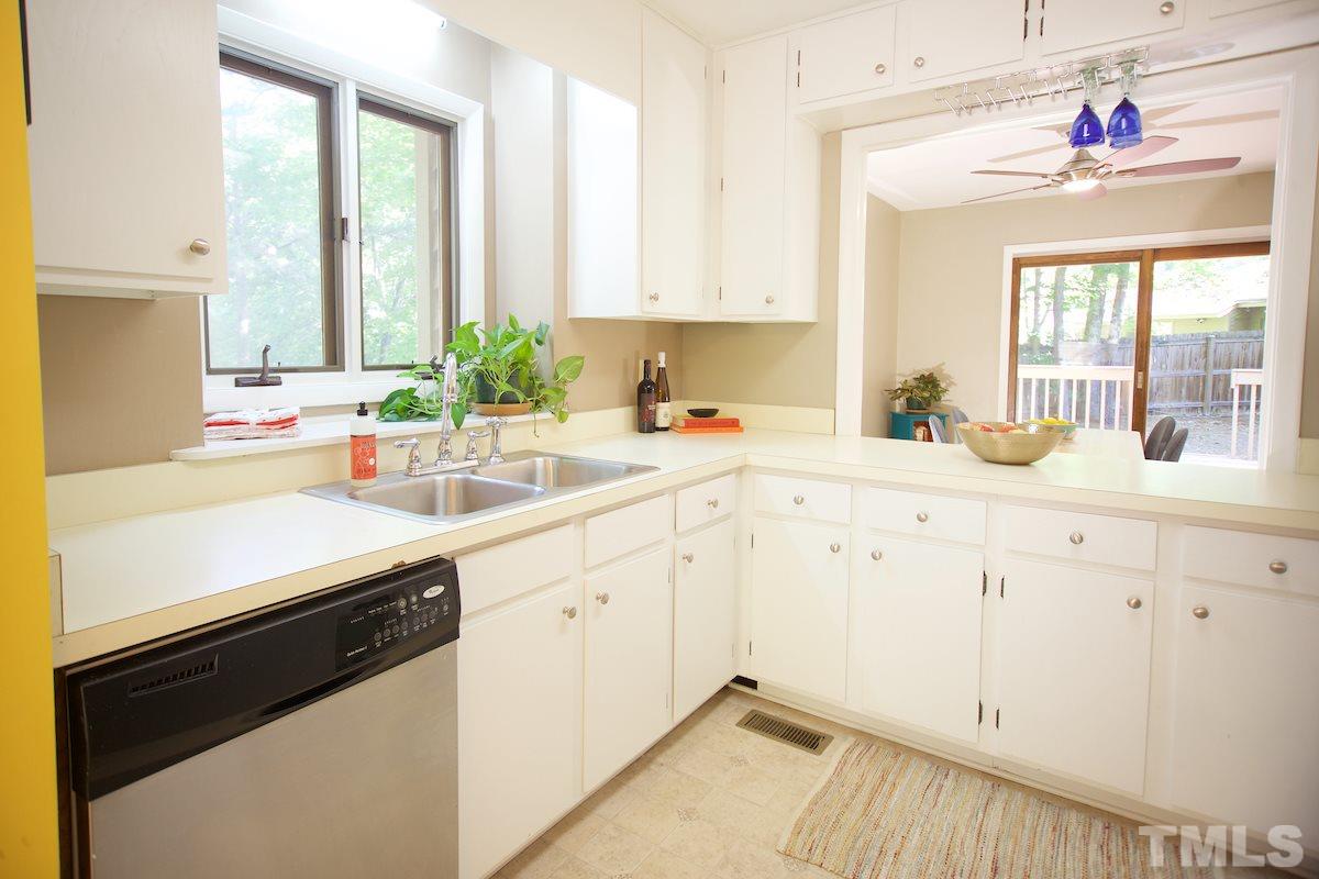 15 Pinnacle Road, Unit 15 Durham, NC 27705 - Photo 8 of 23
