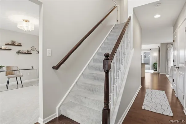 $575,000 | 2386 Burbank Drive, Hamburg, NY 14085