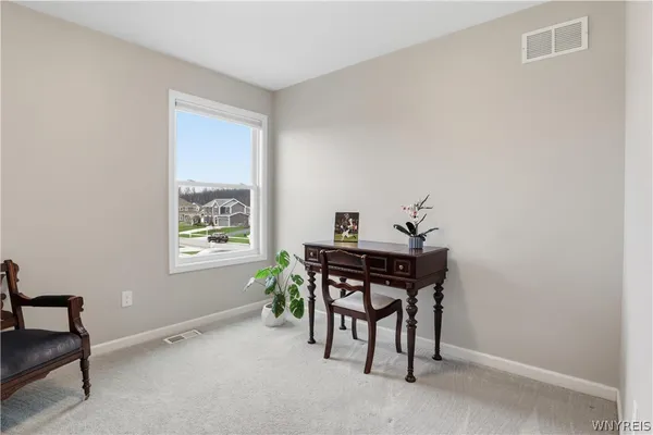 $575,000 | 2386 Burbank Drive, Hamburg, NY 14085