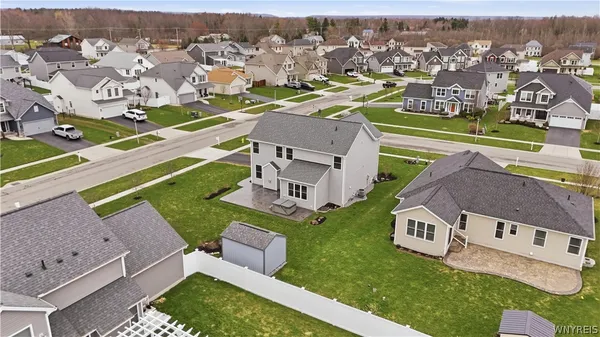 $575,000 | 2386 Burbank Drive, Hamburg, NY 14085