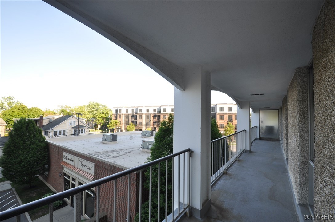 5854 Main Street, Unit 306 Amherst, NY 14221 - Photo 20 of 37