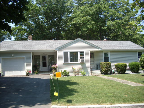 232 Austin Street Fall River, MA 02723 - Photo 1 of 1 Gallery Image 1