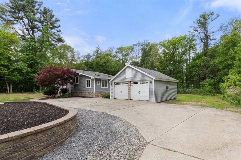 46 Blackmer Road Sudbury, MA 01776 - Photo 2 of 35 Gallery Image 2