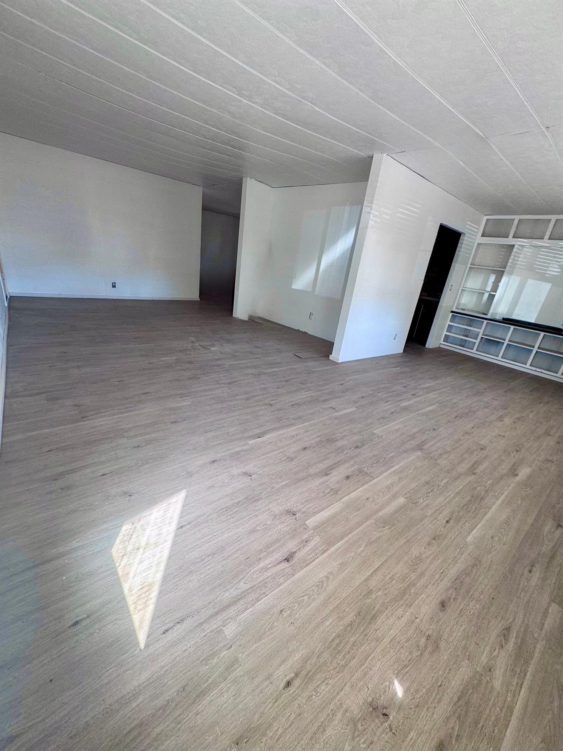 9484 99 Frontage Road, Unit 36 Stockton, CA 95212 - Photo 3 of 8 Gallery Image 3