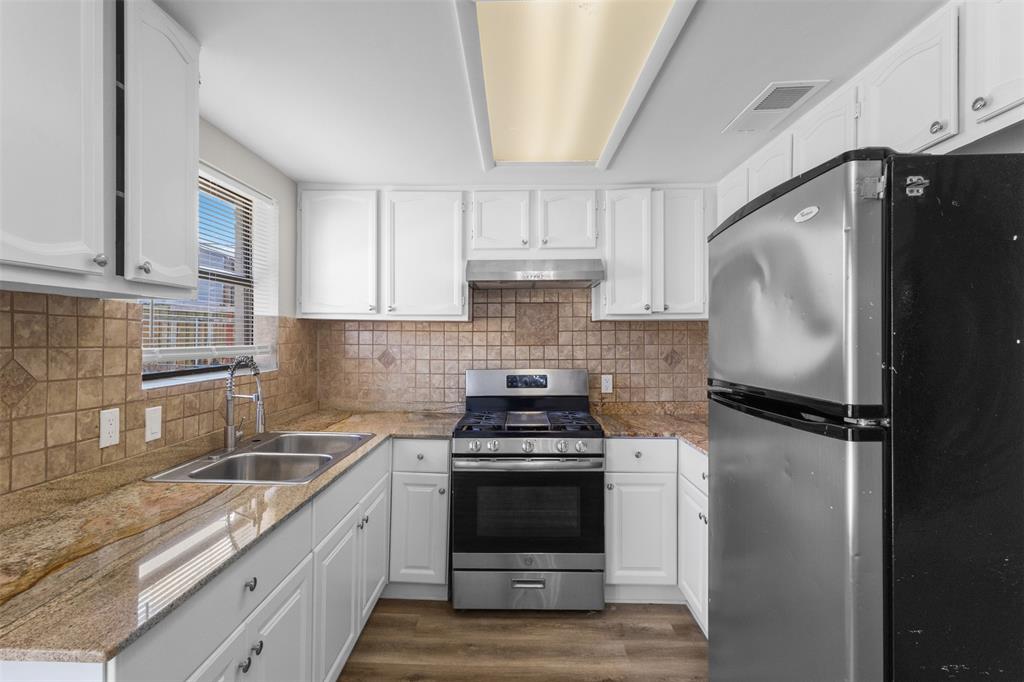 4238 Ridgedale Drive Mesquite, TX 75150 - Photo 12 of 31