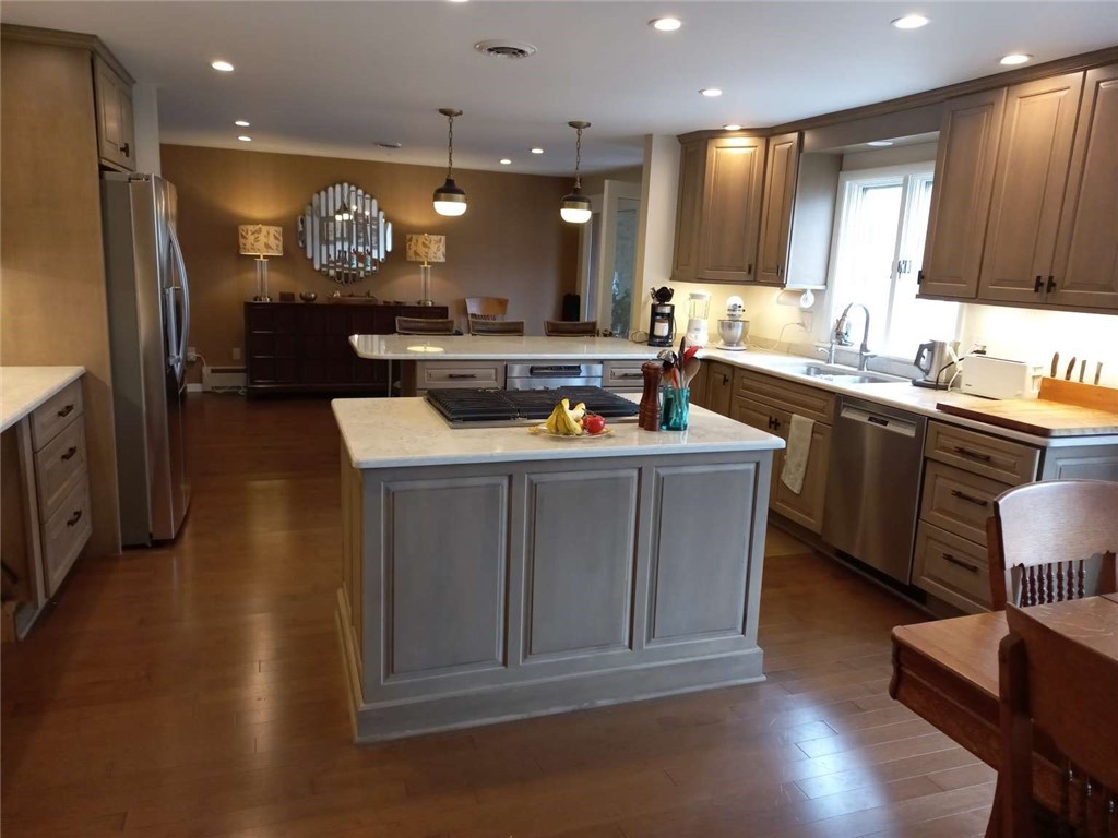 22 Bryn Mawr Road Gates, NY 14624 - Photo 8 of 25