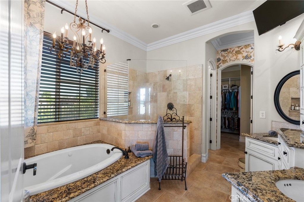 14787 Wood Riverside, CA 92508 - Photo 28 of 68 Main Residence: Primary Bathroom