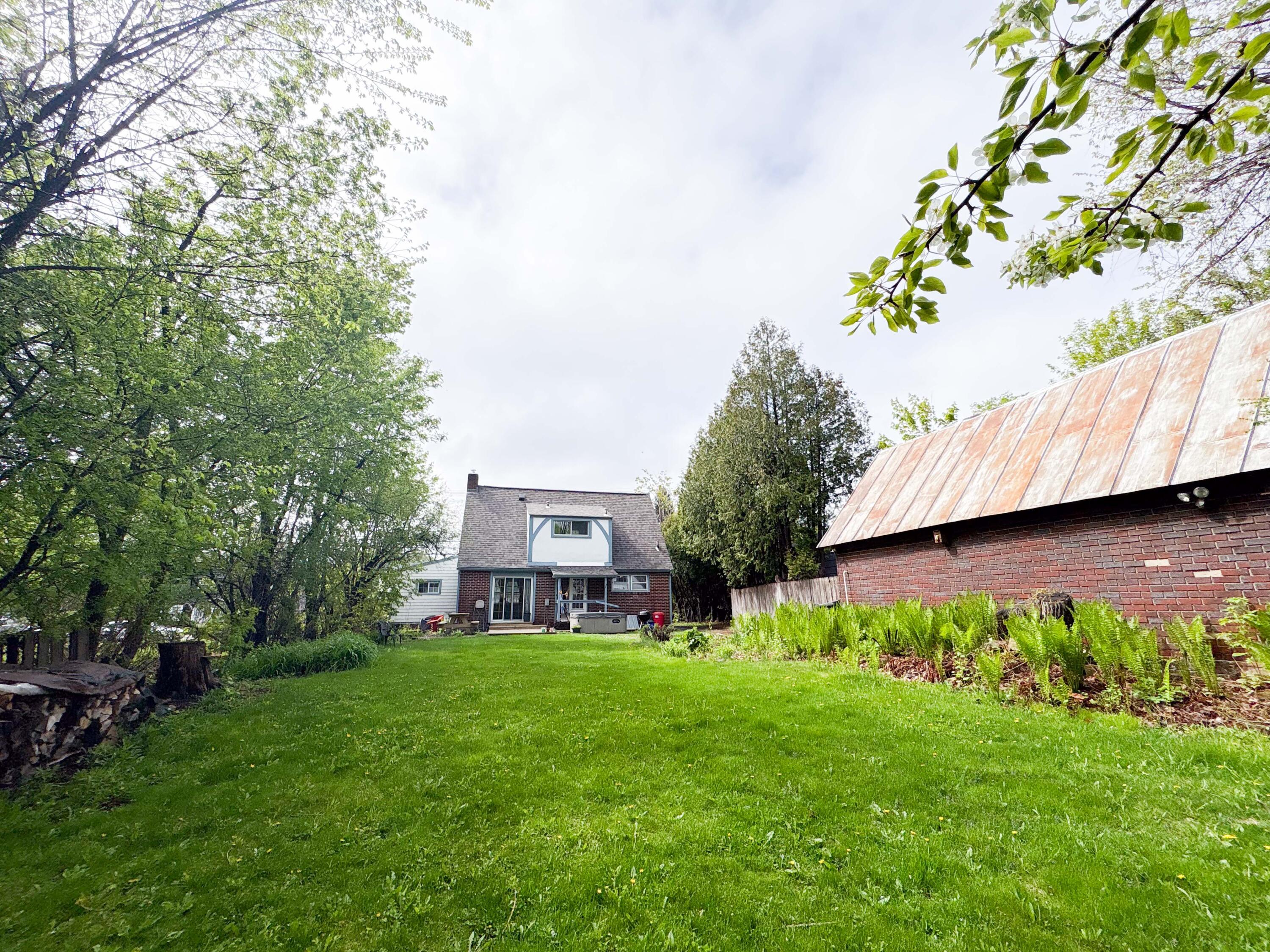 256 Cornelia Street Plattsburgh, NY 12901 - Photo 7 of 46