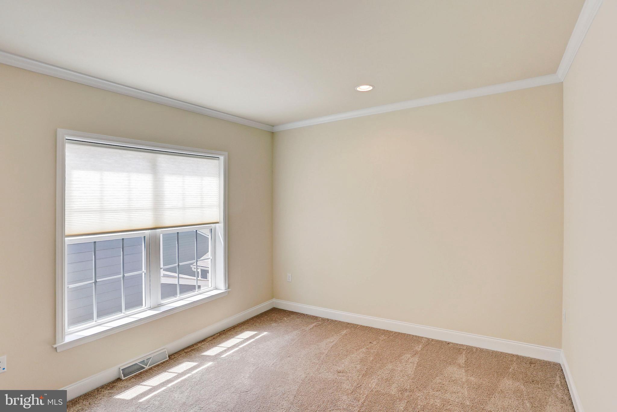 530 Madison Road Mechanicsburg, PA 17050 - Photo 21 of 37 Timeless second bedroom