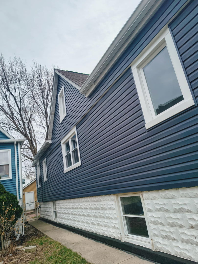 5017 West 29th Street Cicero, IL 60804 - Photo 17 of 17 a view of a house with a door and a garage
