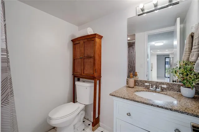 $475,000 | 11483 Southwest 109th Road, Unit 2E, Miami, FL 33176