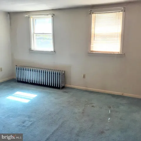 an empty room with closet
