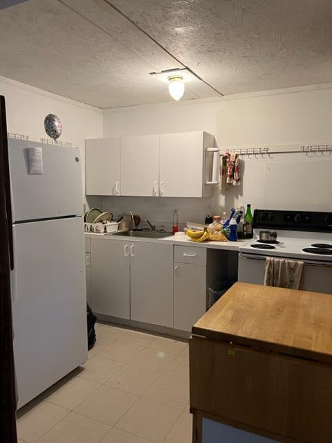 521 South Reynolds Road Winslow, ME 04901 - Photo 16 of 26 Lower level apartment