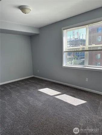 $619,000 | 4722 12th Avenue Northeast, Unit 401, Seattle, WA 98105