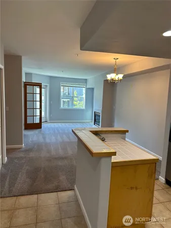 $619,000 | 4722 12th Avenue Northeast, Unit 401, Seattle, WA 98105