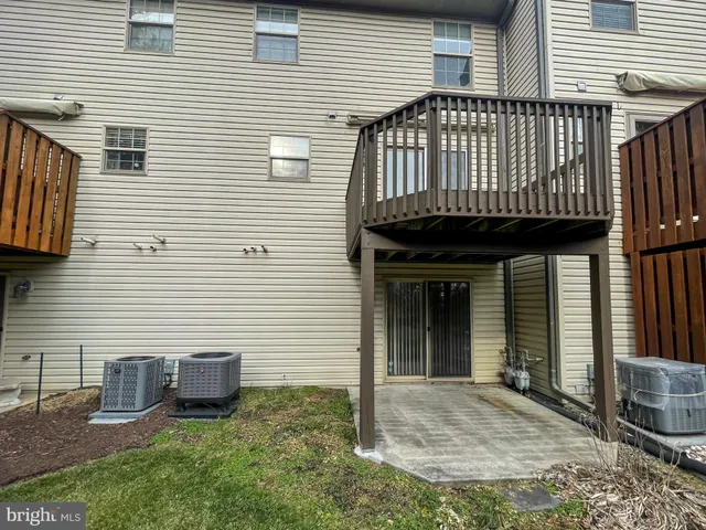 $285,000 | 2 River Bend Park, Lancaster, PA 17602