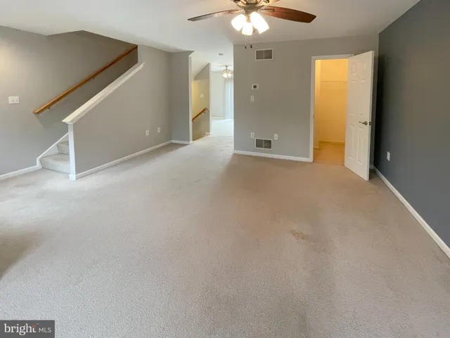 $285,000 | 2 River Bend Park, Lancaster, PA 17602