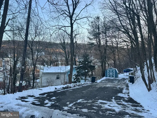 $125,000 | 324 North 7th Street, Pottsville, PA 17901