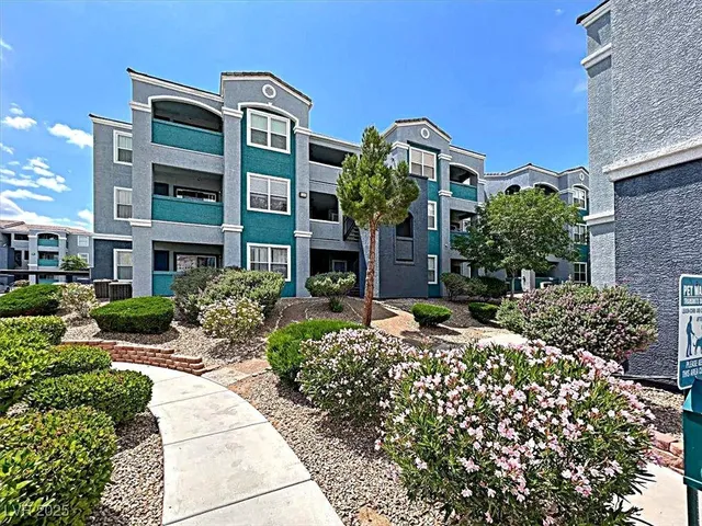 $260,000 | 6955 North Durango Drive, Unit 2046, Las Vegas, NV 89149