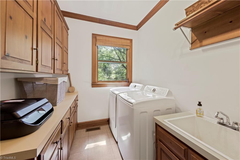9001 Hounds Ridge Road Lewisville, NC 27023 - Photo 28 of 50 3rd floor