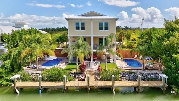 $3,197,000 | 217 Sombrero Beach Road, Unit 1 & 2, Marathon, FL 33050