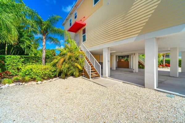 $3,197,000 | 217 Sombrero Beach Road, Unit 1 & 2, Marathon, FL 33050