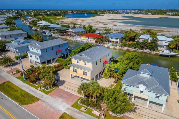 $3,197,000 | 217 Sombrero Beach Road, Unit 1 & 2, Marathon, FL 33050