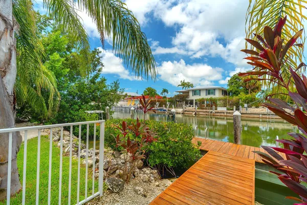 $3,197,000 | 217 Sombrero Beach Road, Unit 1 & 2, Marathon, FL 33050