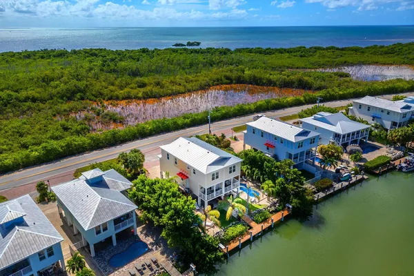 $3,197,000 | 217 Sombrero Beach Road, Unit 1 & 2, Marathon, FL 33050