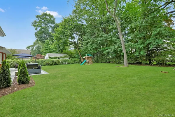 $1,299,000 | 73 Bon Air Avenue, New Rochelle, NY 10804