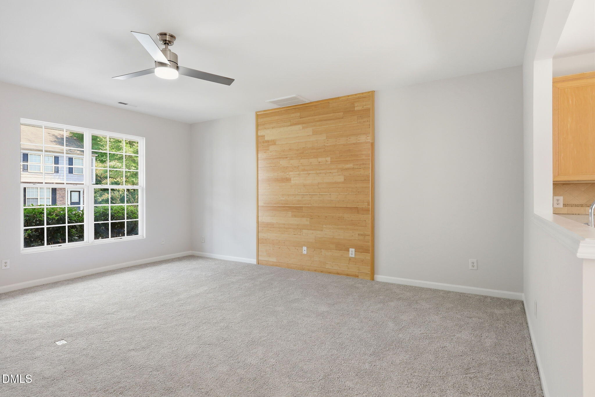 8211 Clasara Circle Raleigh, NC 27613 - Photo 5 of 36