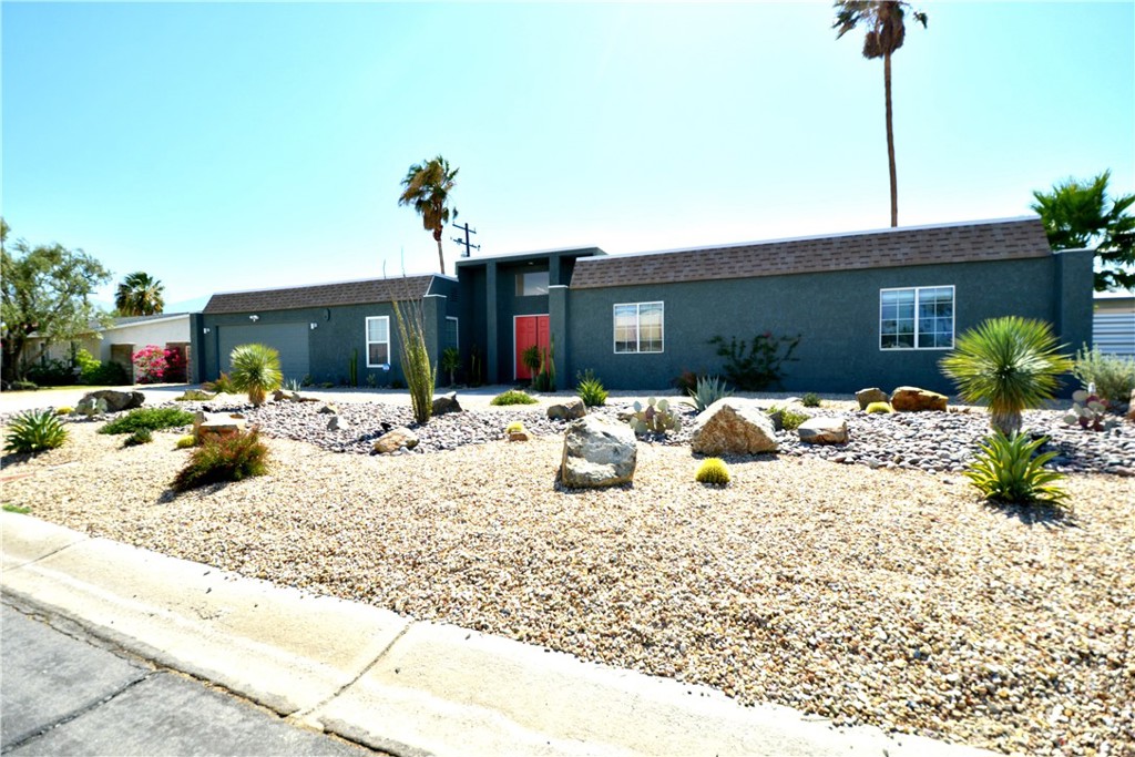 2375 North San Antonio Road Palm Springs, CA 92262 - Photo 2 of 36 a view of a backyard of the house