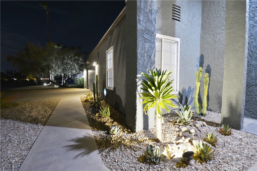 2375 North San Antonio Road Palm Springs, CA 92262 - Photo 28 of 36 a view of outdoor space